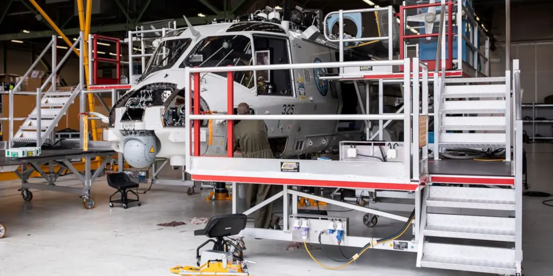 Maintenance-on-a-NH90 Maintenance-on-a-NH90